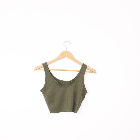 *Zaful Green Ribbed Cropped Tank Top - Picture 3 of 6